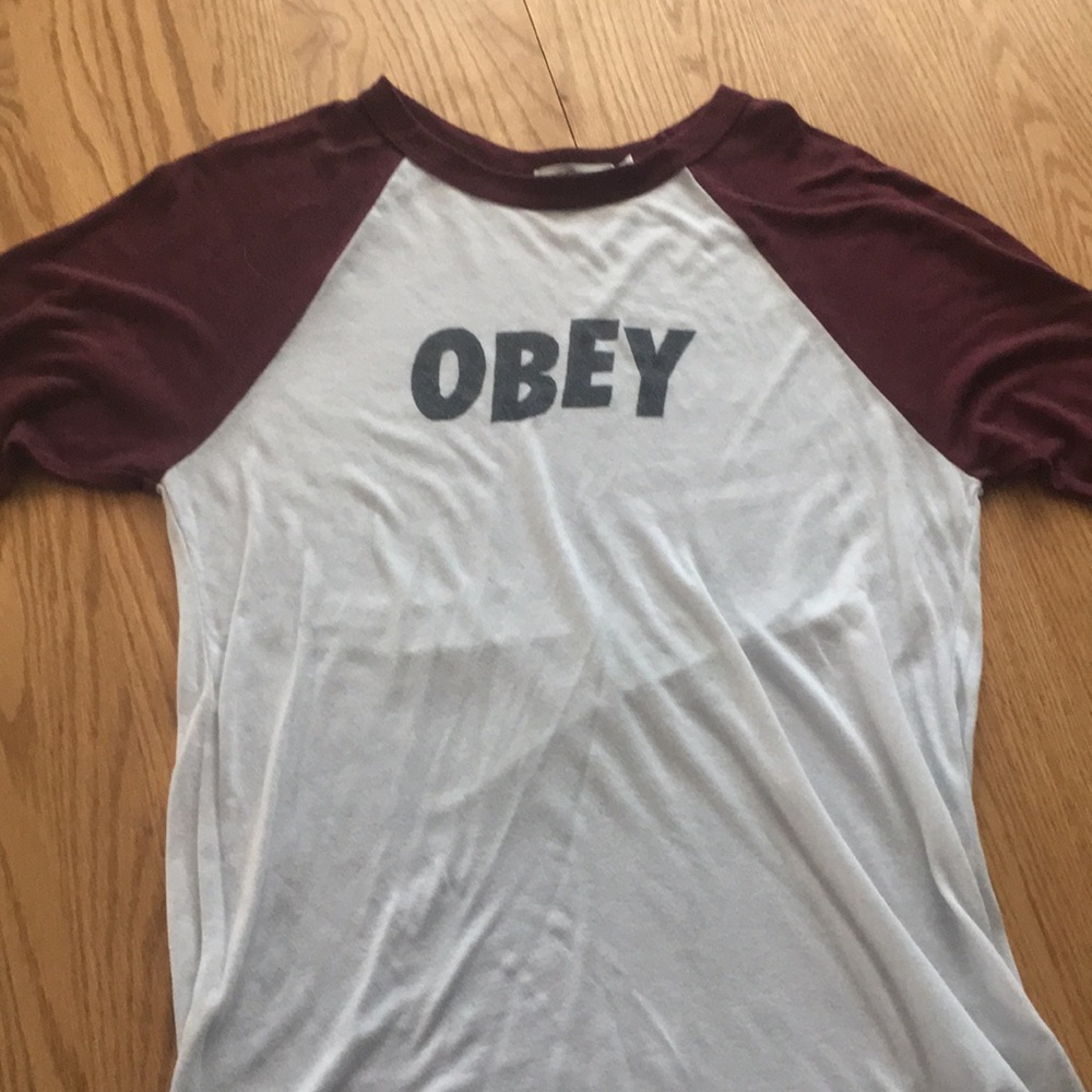 white and maroon obey tee shirt